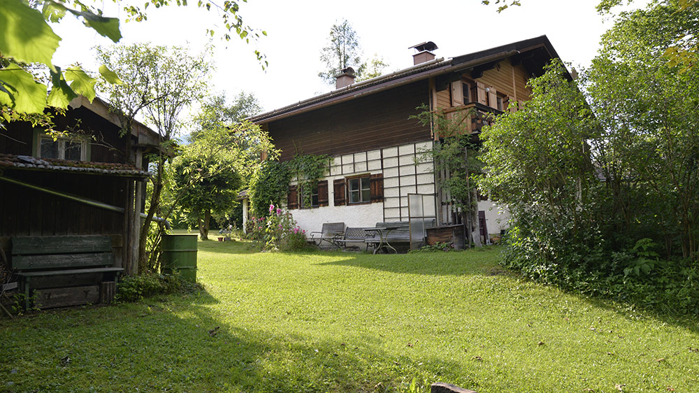 Ferienhaus Neuhaus mit großem Garten